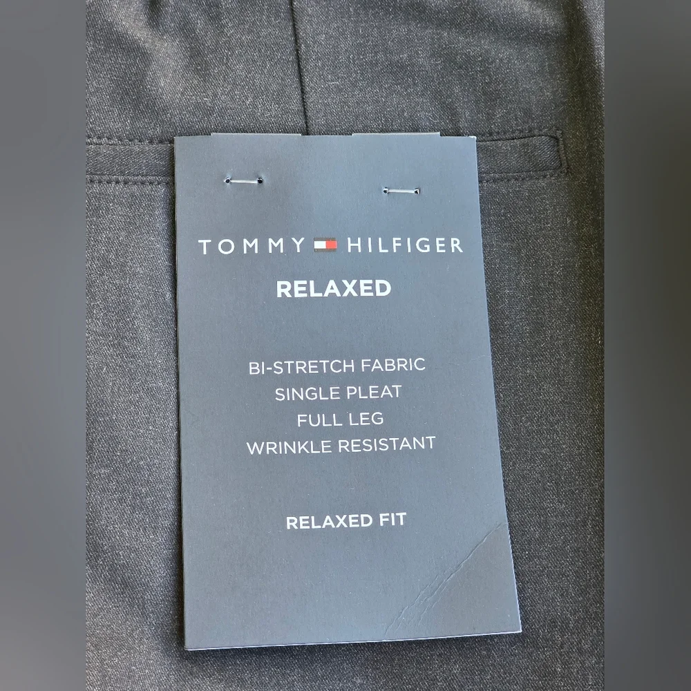Tommy Hilfiger Mens Dress Pants 32x32 Wrinkle Free Charcoal Career $95 Relax Fit